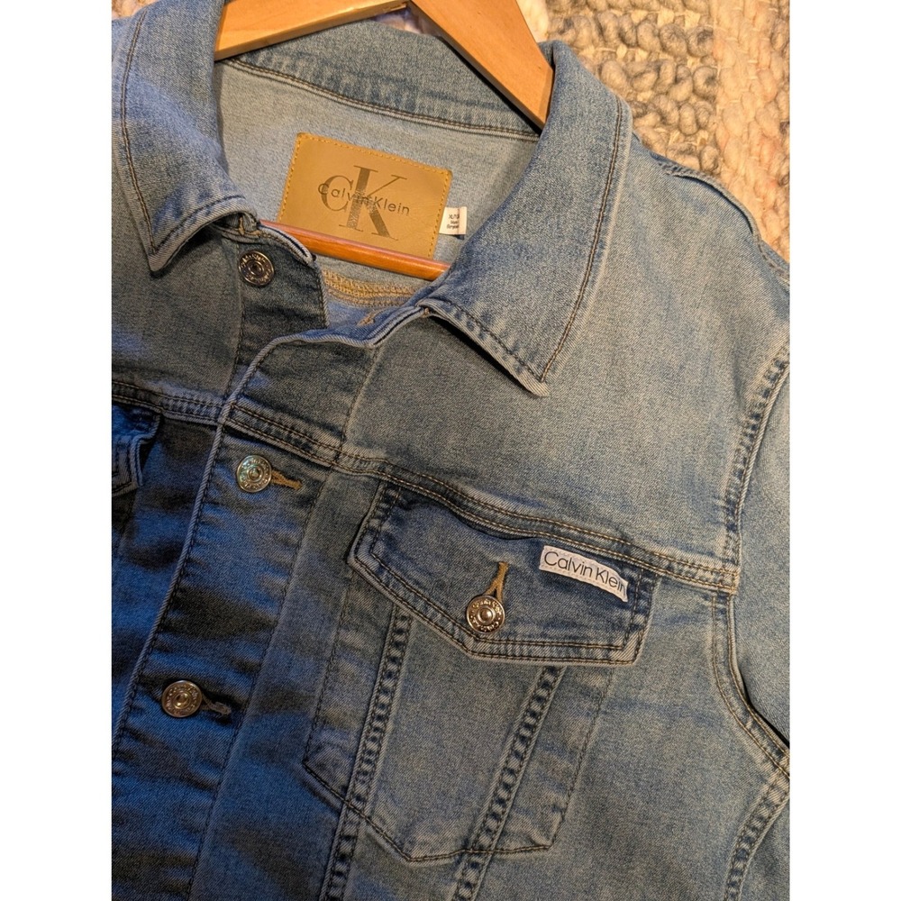 Calvin Klein Womens XL Denim Trucker Jacket Medium Wash Stretch Jean Jacket